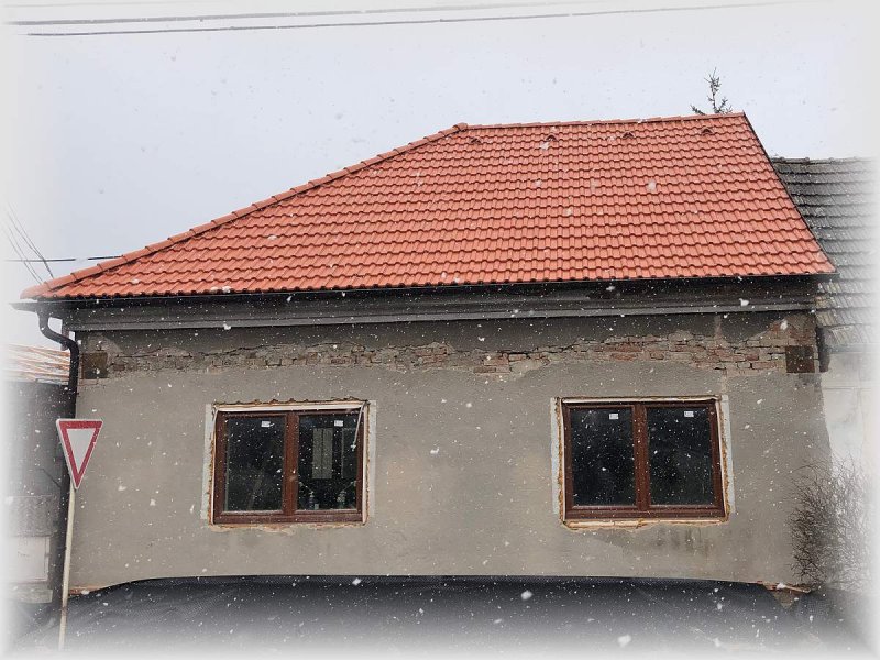Firma stále pracuje na zakázkách
